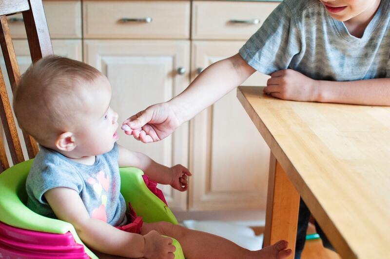 離乳食の手づかみレシピ。おいしい笑顔を引き出すためのおすすめ3選