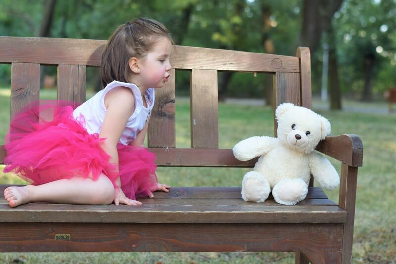 3歳の女の子が喜ぶプレゼントはどれ？人気商品と相場をチェック