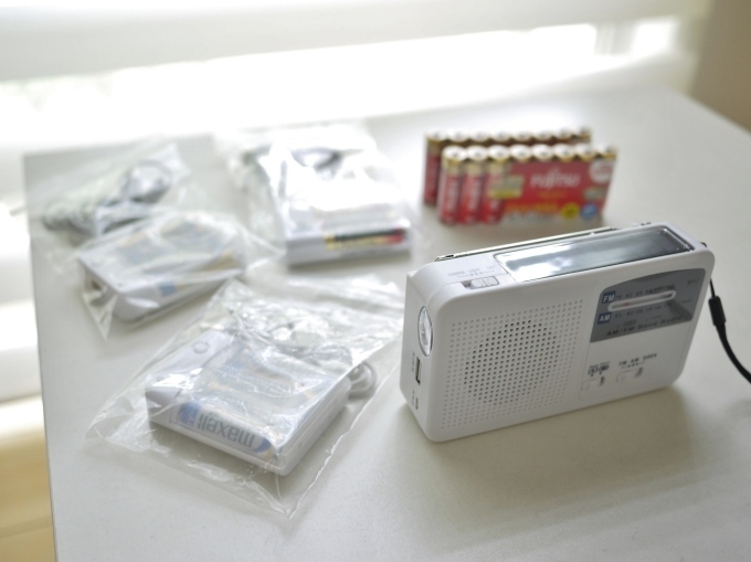 突然の災害や停電に…！ みんなの「備えていて良かった」防災グッズ