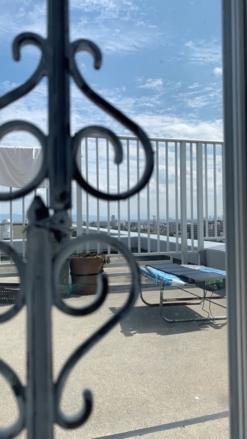 突然の災害や停電に…！ みんなの「備えていて良かった」防災グッズ