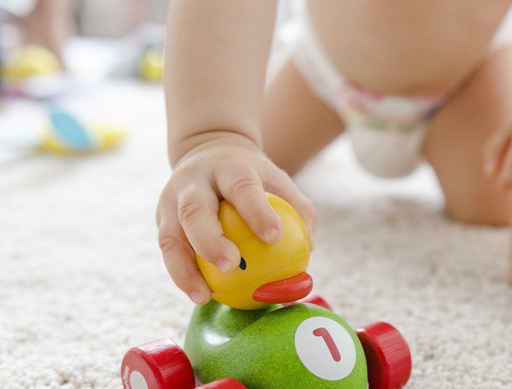 【おむつポーチおすすめ】おむつポーチの選び方を徹底解説　ハンドメイドで作れる方法も