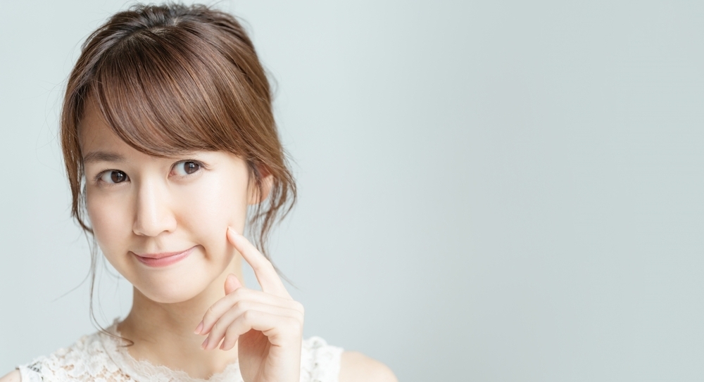 【医師監修】頬ニキビの治し方！　即効性があるのはどの方法？