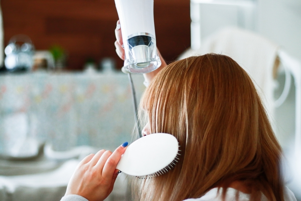 【医師監修】髪の毛のパサパサを治したい！　原因と改善方法とは