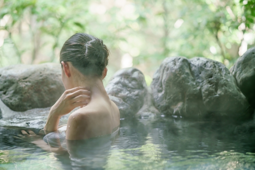 【医師監修】髪の毛のパサパサを治したい！　原因と改善方法とは