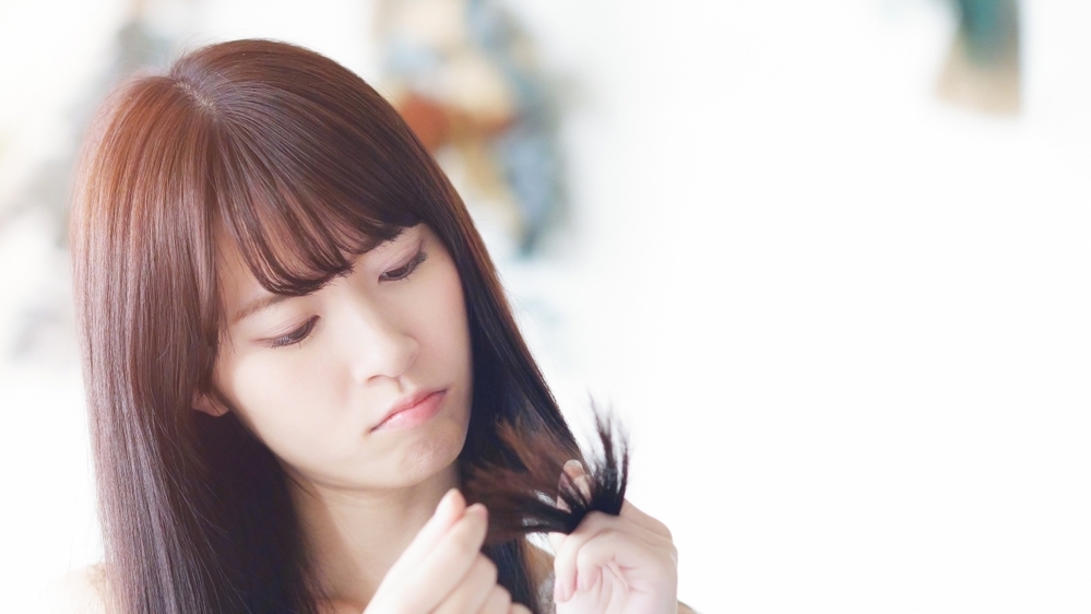 【医師監修】髪の毛のパサパサを治したい！　原因と改善方法とは