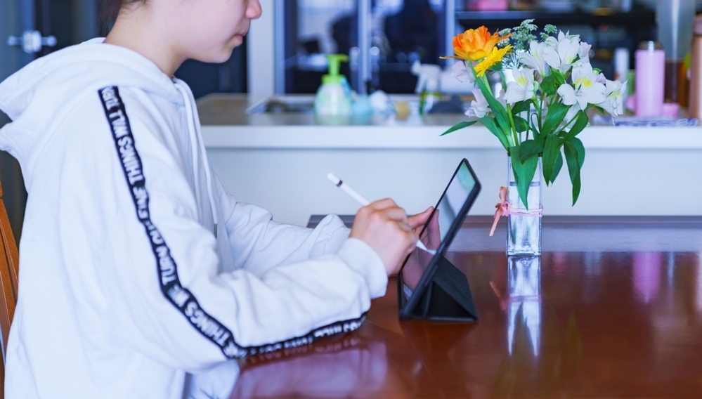 小学生の自宅学習はどうしてる？　 正しい進め方とおすすめ無料学習サイトをご紹介