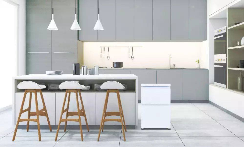 まとめ買いや冷食ストックにぴったり！　3つの温度帯で使い分けできる“超優秀コンパクトフリーザー”