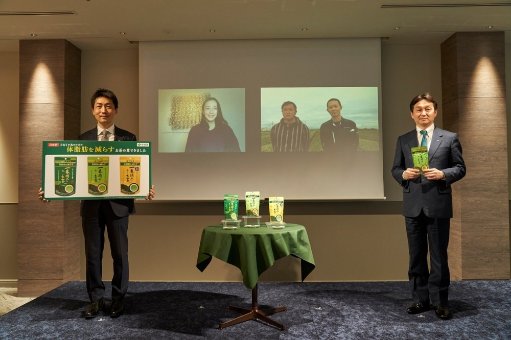 日本初「体脂肪を減らす」茶葉！中谷美紀さんも期待の「一番摘みのお〜いお茶」って？