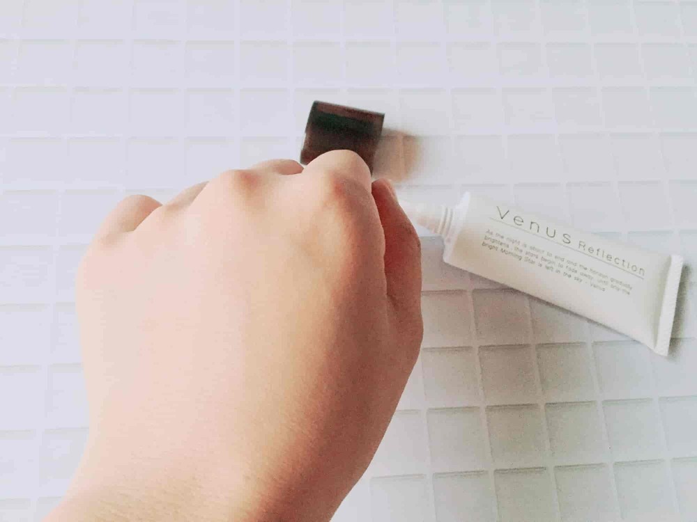 ヴィーナスリフレクションの口コミや効果は？話題のレフ板ファンデを体験！