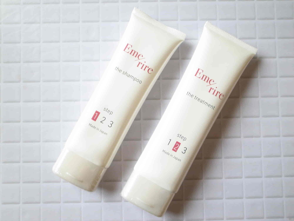 エメリルシャンプー＆トリートメントの口コミや効果は？体験してみた！