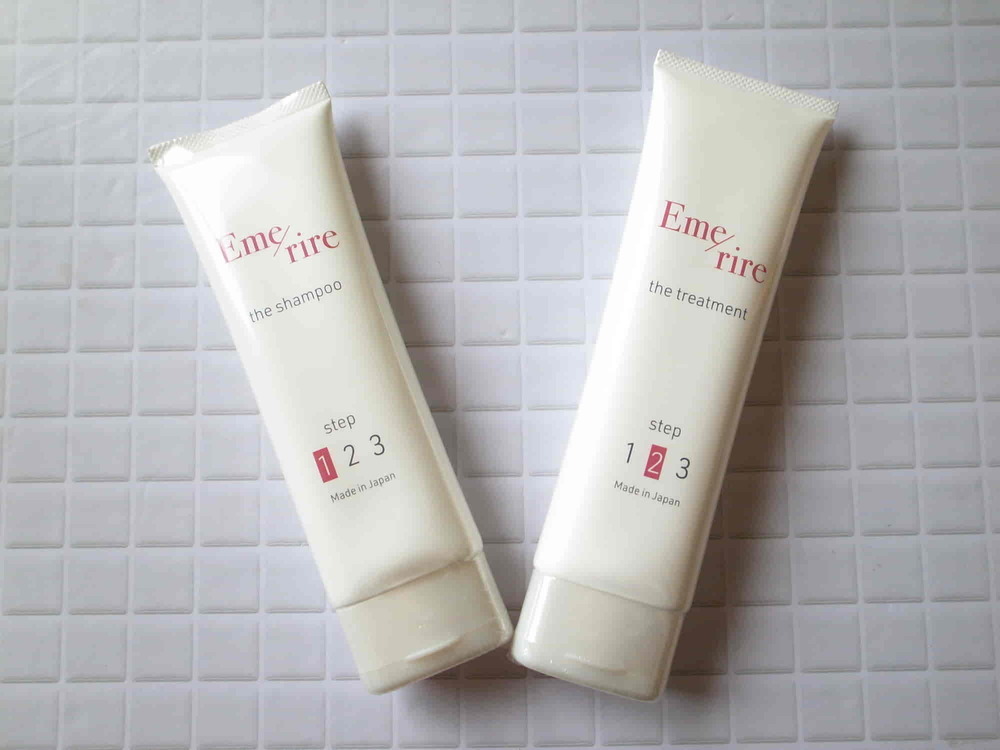 エメリルシャンプー＆トリートメントの口コミや効果は？体験してみた！