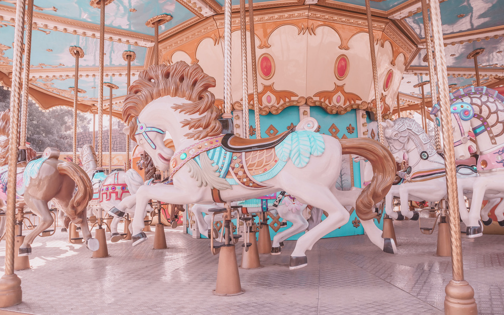 【1分で心理テスト】あなたの「ワクワク気分」、もしかして現実逃避？