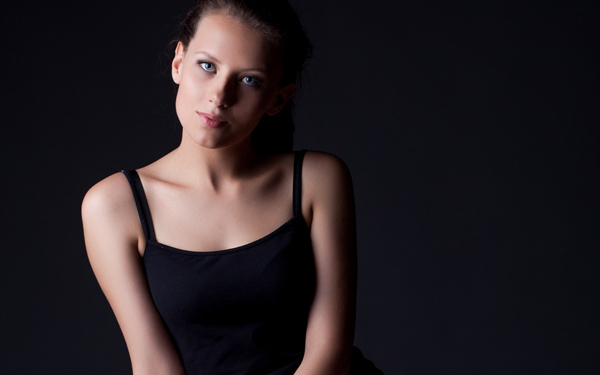 全裸で○○!? 働く女子流「人には言えない」夏の夜の過ごし方