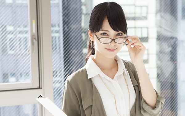 仕事内容より○○が大事！ 「学生時代の就活」と「今」で女性の会社選びはどう変わる？