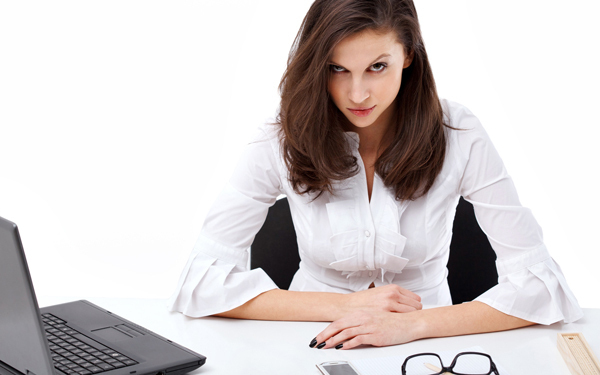 昇進させた上層部も後悔している!?  「いきなり上司づら」する新人リーダーの適性を見極めよ！