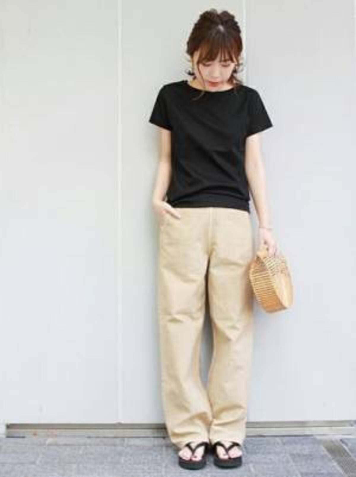 デニムより使えるかも 夏のカジュアルコーデにはチノパンが欠かせない 18年6月11日 ウーマンエキサイト 5 5