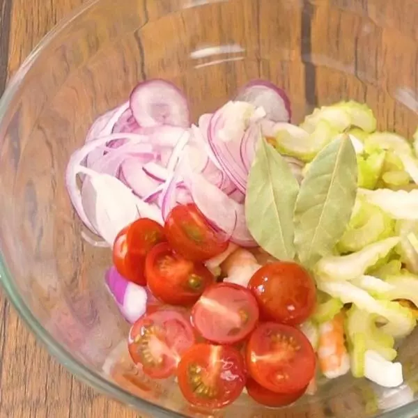 生食用シーフードミックス