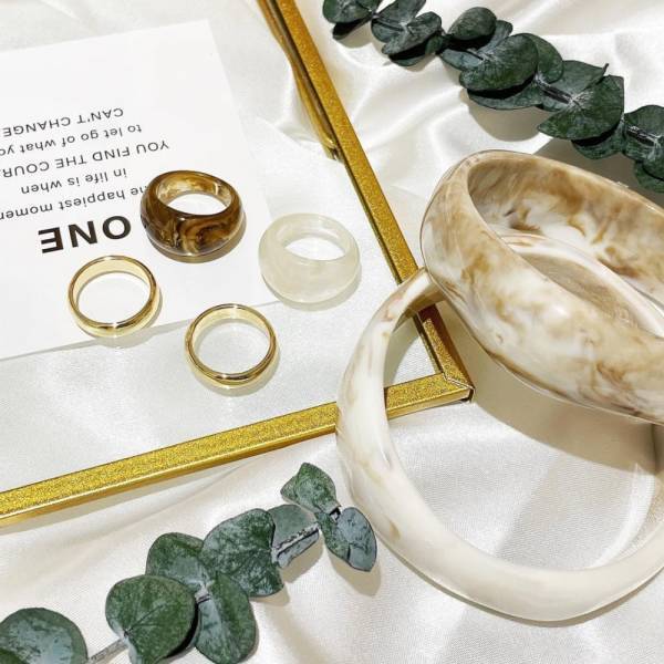 「プチプラとか信じられない！」スリコのかわいすぎる“神商品”が絶対買い！