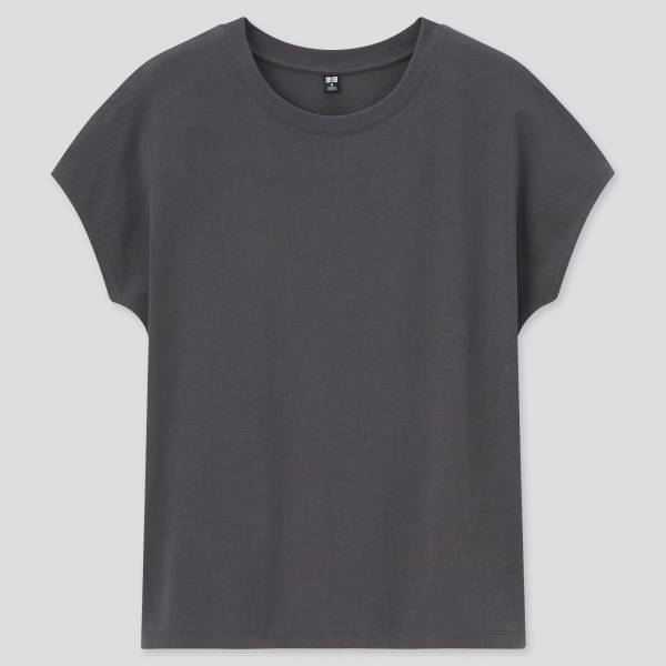 「着心地が神すぎ♡」ユニクロで人気の“夏カットソー”は絶対買うべき！