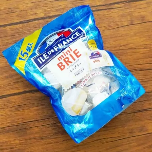 コストコのミニブリーチーズのパッケージ写真