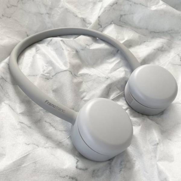 《Francfranc》夏の暑さにも負けない！ハンズフリーで使えるネックファン♪