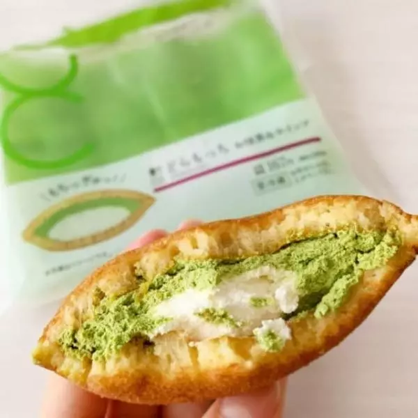 ローソンのもっちどらやき抹茶