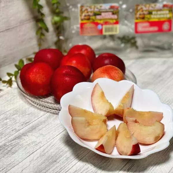 ホワイトネクタリン