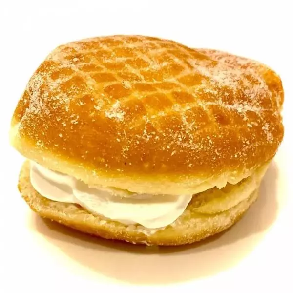 ミスタードーナツのベイクチーズホイップ