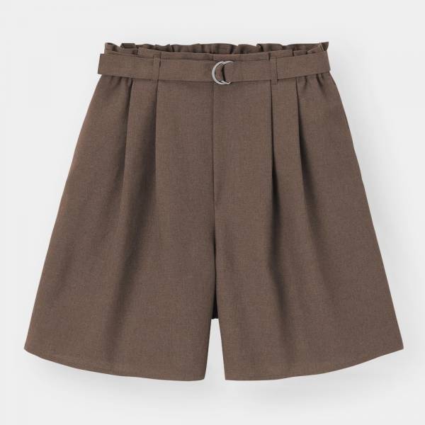 「着回し力抜群すぎる…」GUで話題の“最強プチプラアイテム”がかなり優秀！