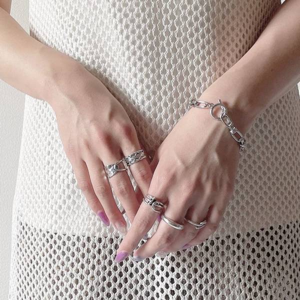 「スリコさん好きすぎる…」褒められ確実な“おしゃカワアクセ”が超優秀！