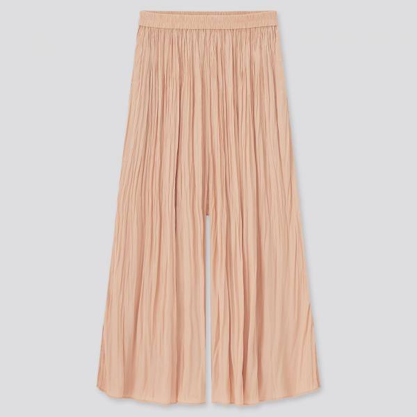 「いつものコーデが変わる！？」夏にピッタリ！ユニクロの“ニュアンスカラーアイテム”まとめ