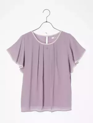 「このかわいさでこの値段！」ハニーズの“褒められブラウス”がかなり使える！