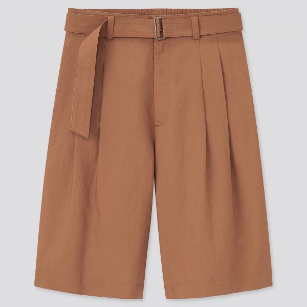 「安定のユニクロさん！」1着は持っておくべき“細見えボトムス”まとめ