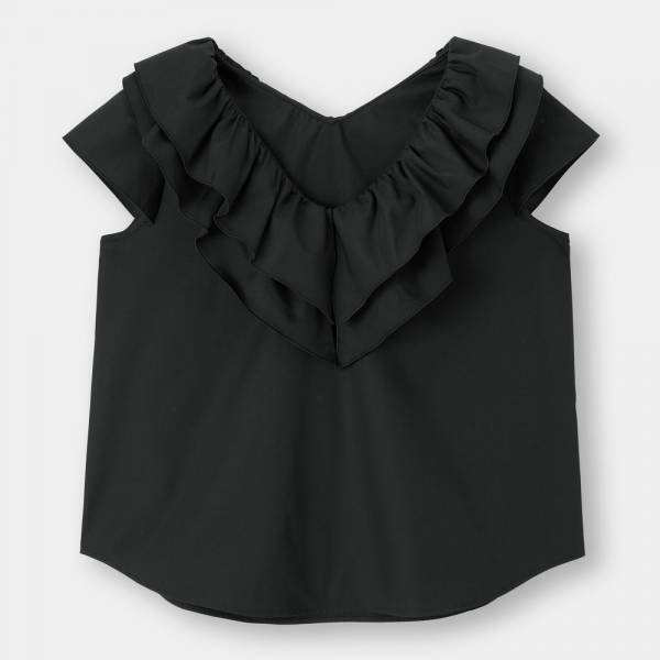 「後ろ姿もかわいく♡」GUで話題の“バックデザインアイテム”が最高なんです！