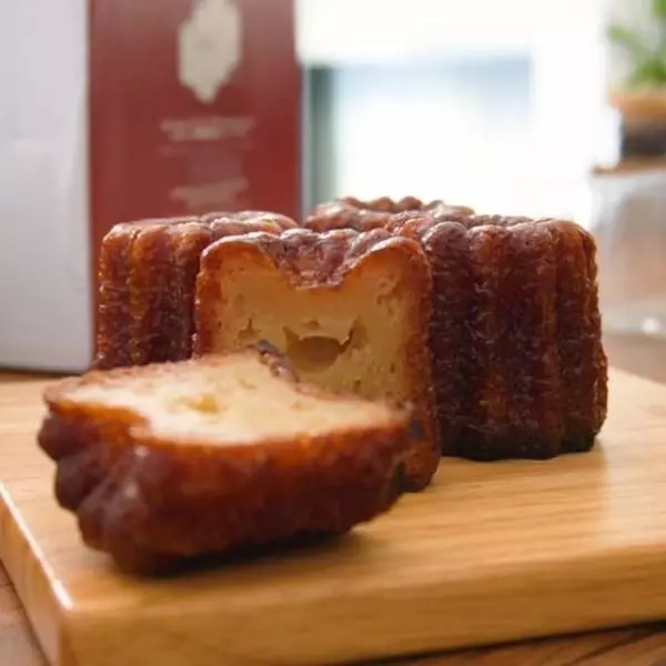 コストコのカヌレ