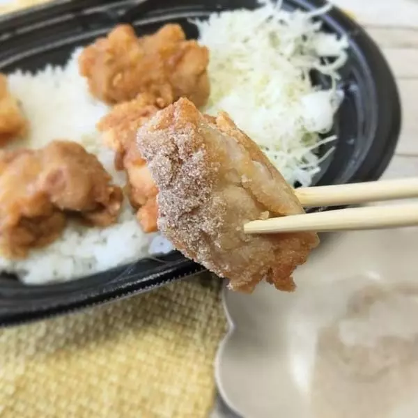 ローソンの鶏の唐揚げ重
