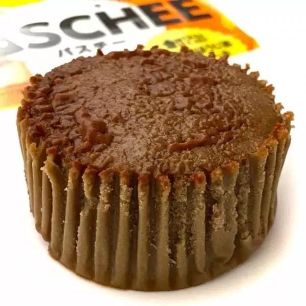 ローソンのバスク風ほうじ茶チーズケーキ