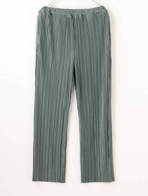 「誰にでもジャストな魔法の洋服！？」ハニーズで話題の“とあるボトムス”が最強なんです…