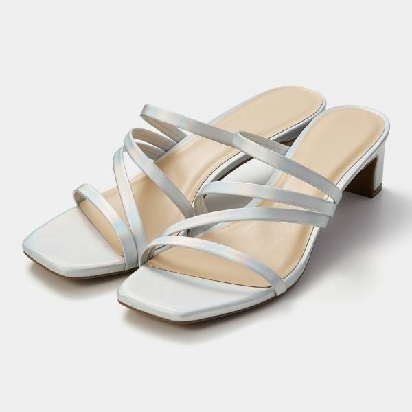 「こんな工夫が詰まってたのか！」大優勝！GUの“プチプラシューズ”は機能性がすごいんです！