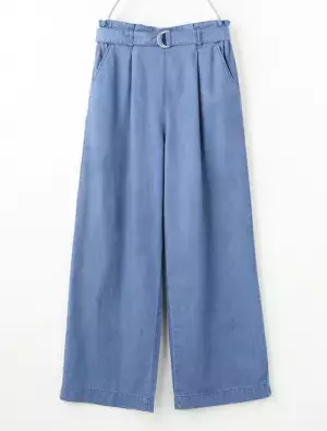 「ハニーズの自信作！」衝撃！高見えしすぎな“新作デニムアイテム”がマジで使える！