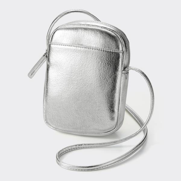 「このコスパは最強…」GUで話題の“おしゃれプチプラバッグ”がかわいすぎる問題！