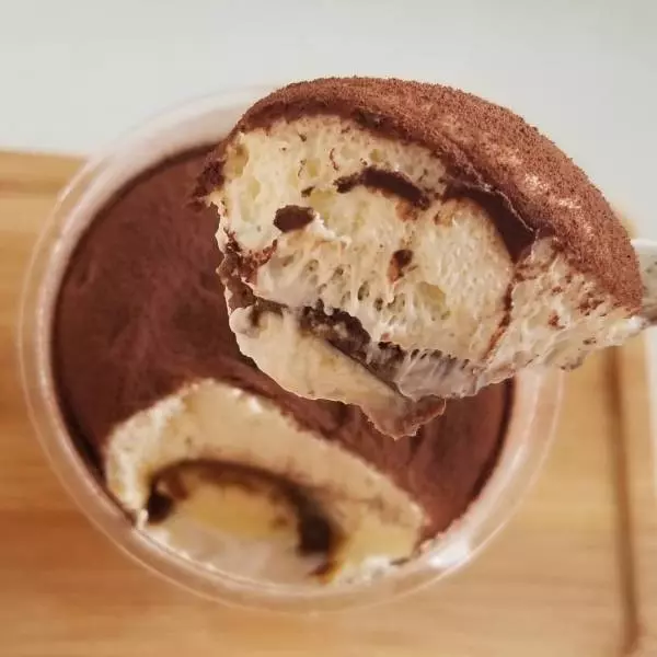 とろけるティラミス～カスタード仕立て～