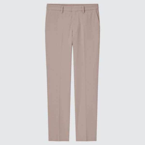 「ユニクロさん流石すぎ…」衝撃！大人女子必見の“優秀高見えパンツ”が勢揃い！