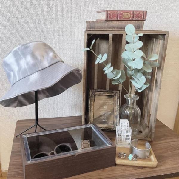 「スリコからメンズインテリアが登場！？」センス抜群なシンプル雑貨に脱帽…