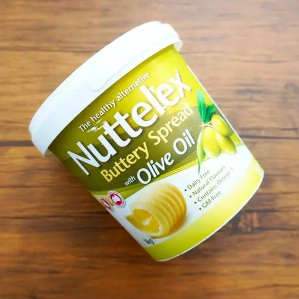 バター風味オリーブオイルスプレッド