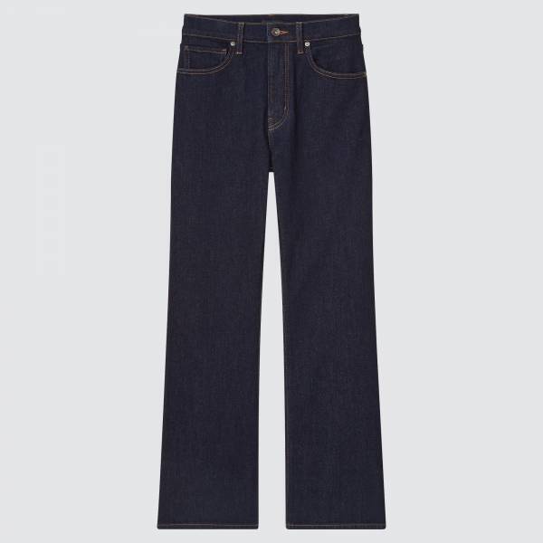 「脚長効果バツグンすぎる！」ユニクロの”優秀ジーンズ”は高見え間違いなし！