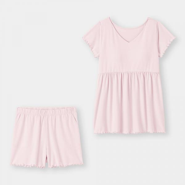 「色違いで欲しくなる♡」GUのラウンジウェアが可愛い上に着心地よすぎ！