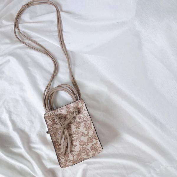 「コレは見つけたら即買いでしょ！」しまむらで話題の“高見えバッグ”が最強すぎる！