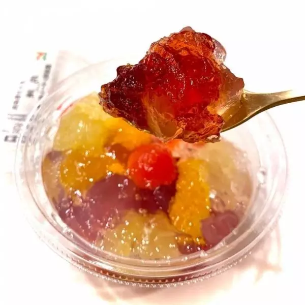 韓国風フルーツポンチ花菜ザクロ酢使用