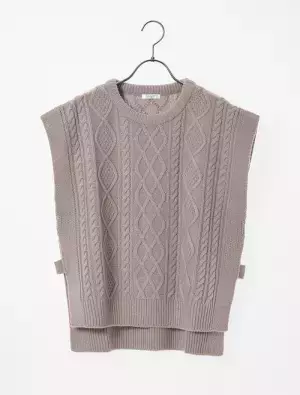 「ハニーズさん最高じゃん！」衝撃！コスパが神すぎる“新作トップス”が勢揃い！